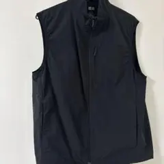 UNIQLO ブラック ウインドプルーフベスト Sサイズ　ユニクロのサムネイル