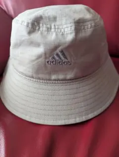 Item thumbnail for item 736c63a3-a168-44e0-a3f8-c3f29834cb9f