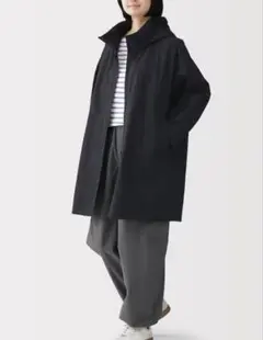 無印良品　撥水UVカットフードがしまえるロングコート　ダークネイビー.XL