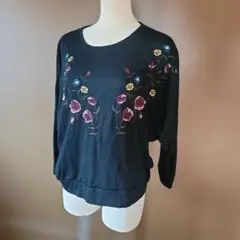 cutie blonde花柄刺繍 長袖ニット ブラック