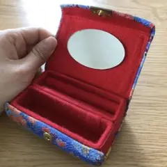 アクセサリーケース 手のひらサイズ