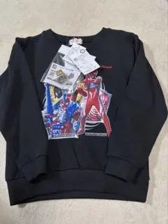 ウルトラマンオメガ　おもちゃ付き　トレーナー　120