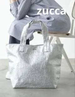 美品⭐︎zucca エンボスビッグトートバッグ　シルバー