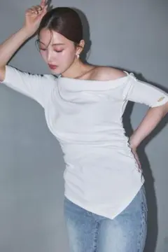 polauraアシンメトリードレープトップス アシンメトリードレープロングスリーブトップス – poláura