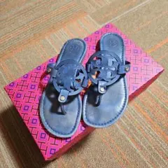 Tory Burch ネイビー トングサンダルのサムネイル