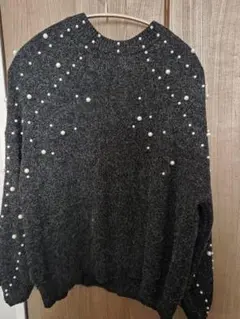 パール付きダークグレー長袖ニット