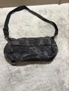 PRADA カモフラージュ柄 ショルダーバッグのサムネイル