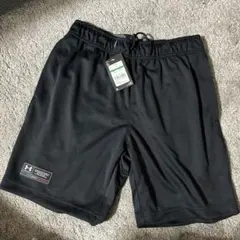 Under Armour ショートパンツ 1378633 ブラック LG