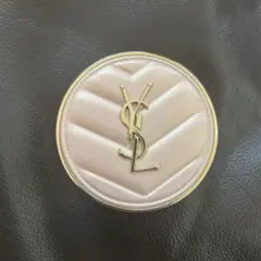 イヴ・サンローラン YSL ファンデーション ケース ピンク