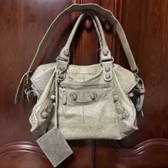 Item thumbnail for item 3b1c4090-5a76-454e-85cc-ab75577006ad