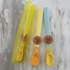 離乳食　3本セット★★★アンパンマン 子供用スプーンセット ケース付き