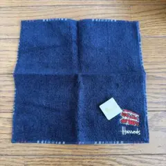 新品です　Harrods ネイビー タオルハンカチのサムネイル