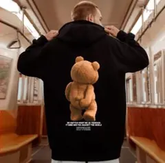 プルオーバー パーカー 2XL 黒 後ろ向きクマ ベアー カジュアル フード付き