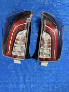 W210 E320W純正テール左右セット - メルカリ