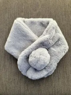 グレー ポンポン付きファーマフラー