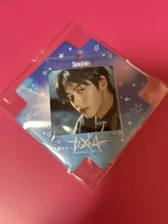 TXT トゥバ　ビジュアルスクエアフォトシールケース　スビン