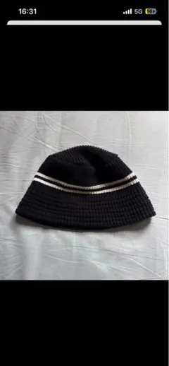 neweraバケットハットニットラッパー着用y2k