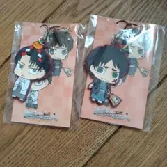 進撃の巨人　リヴァイ　エレン　ストラップ　お正月バージョン