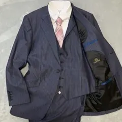 ネイビー スーツ