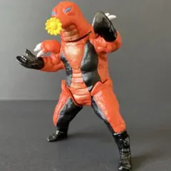 ガシャポンフィギュア 仮面ライダーアマゾンに登場 モグラ獣人