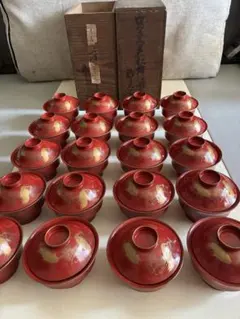 送料無料　時代物　輪島塗　羊歯沈黒吸物椀8客　径10ｃｍ　共箱 送料無料 時代物 輪島塗 羊歯沈黒吸物椀8客 径10cm 共箱 - メルカリ