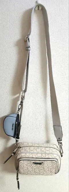 Calvin Klein ショルダーバッグ モノグラムのサムネイル