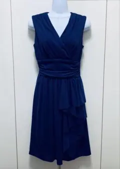 ストロベリーフィールズ ネイビー Vネック ワンピースドレス