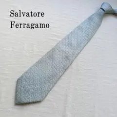 サルヴァトーレフェラガモ ネクタイ 水色 小紋柄 シルク 【n4794】
