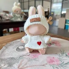 ラブブ Labubu　着せ替え衣装 人形の服 セーター ぬいぐるみ服　ホワイト