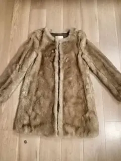 【ユニクロ】フェイクファーコート　Sサイズ