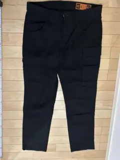 VOLCOM ワークパンツ ブラック 32インチ　新品未使用のサムネイル
