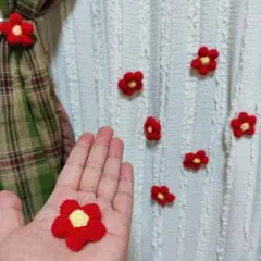 【新品3個セット】手編み お花モチーフ ブローチ ぷっくり 可愛い ハンドメイド