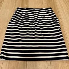 美品【ルビーリベット】ボーダースカート タイト 膝丈のサムネイル