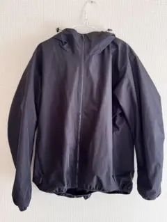 「GU」 ナイロンジャケット ブラック フード付き