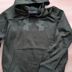 アンダーアーマー　UNDER ARMOUR　フード付きトレーナー メンズМ