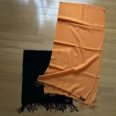 100%パシュミナストール オレンジ一枚、ブラック一枚