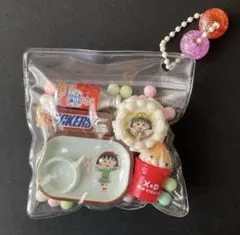キャンディバッグ　チャーム　シャカシャカビーズ　まるちゃん　おやつ　ケーキ