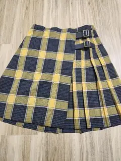 トゥービーバイアニエスベー プリーツスカートのサムネイル