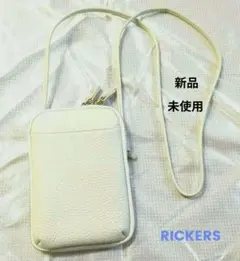新品未使用　リッカーズ　本革スマホショルダーポーチ　Wファスナー　アイボリー