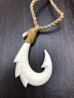 ひかる様専用ハワイ限定　ハワイアンジュエリー　フィッシュフックボーンネックレス