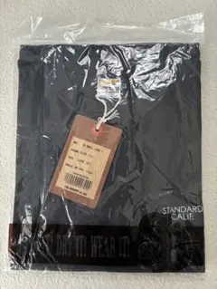 スタンダードカリフォルニア　Tシャツ　ブラック　スモールロゴのサムネイル