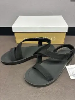 Item thumbnail for item 0f32b411-ec6c-429d-82f2-732b161166bb