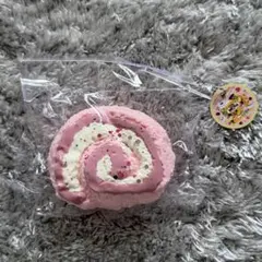 WA PURO ロールケーキ ピンク スクイーズ