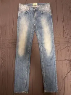 Item thumbnail for item 096f7989-c563-4969-968b-e03bd188bc9f