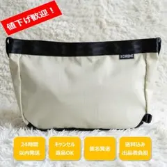 【新品未使用/タグ付】クローム メッセンジャーバッグ ノートPC収納可 通勤通学のサムネイル