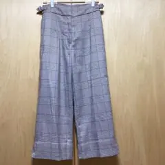 チェックパンツ