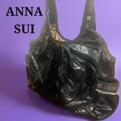 【美品】ANNA SUI トートバッグ エナメル調 ブラック ロゴ バタフライ