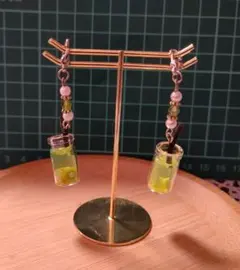 キウイのミニチュアドリンクのチャーム　2個Set