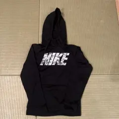 NIKE 黒 フード付きパーカー