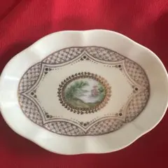 珍一品！　リチャードジノリ　お皿　オーバル型陶磁器皿 金彩装飾　お家柄小さいお家